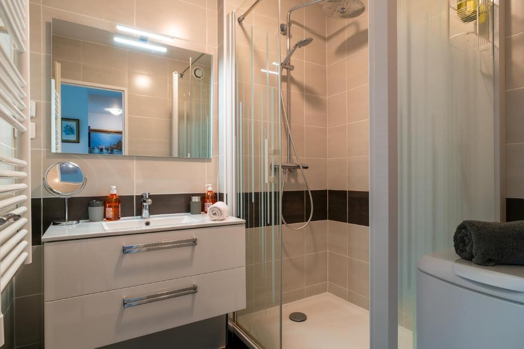 Photo of Bathroom in Benodet