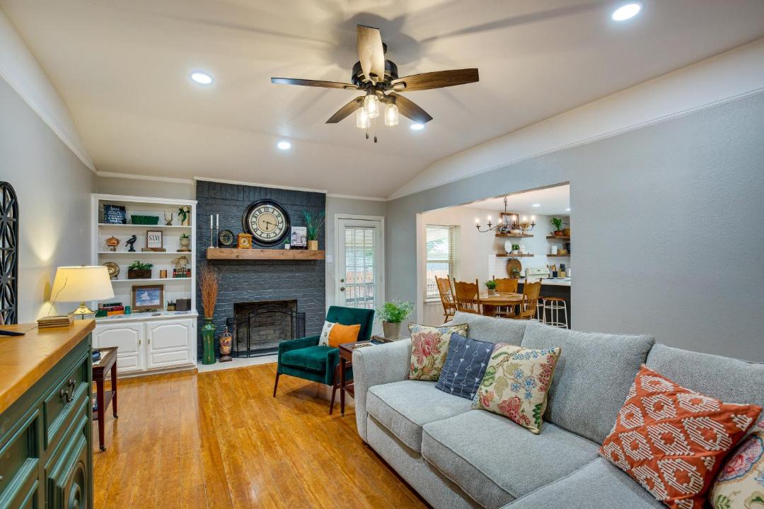 Photo of Livingroom in Waxahachie