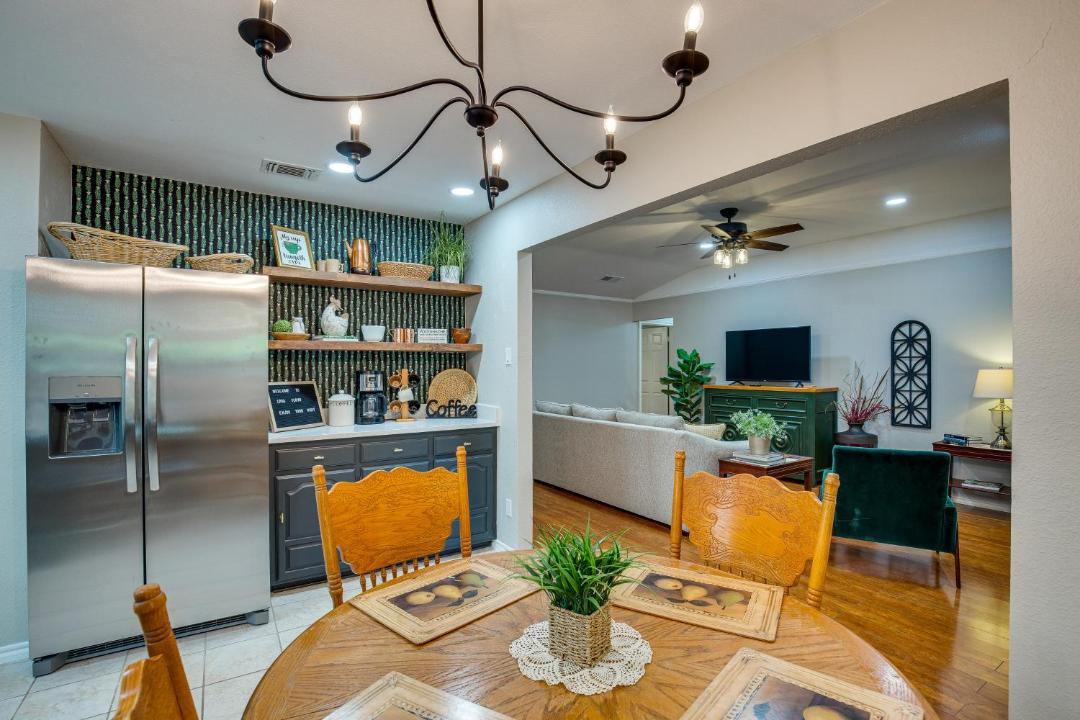 Photo of Livingroom in Waxahachie