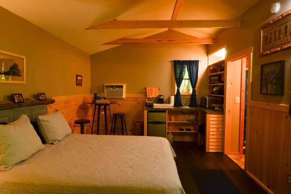 Photo of Bedroom in Southern