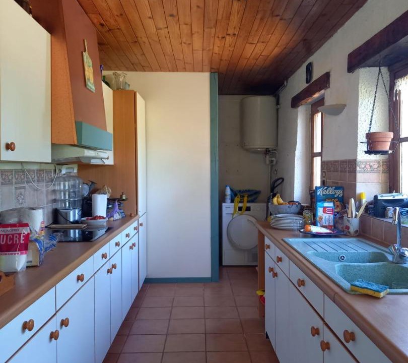 Photo of Kitchen in Montchevrel