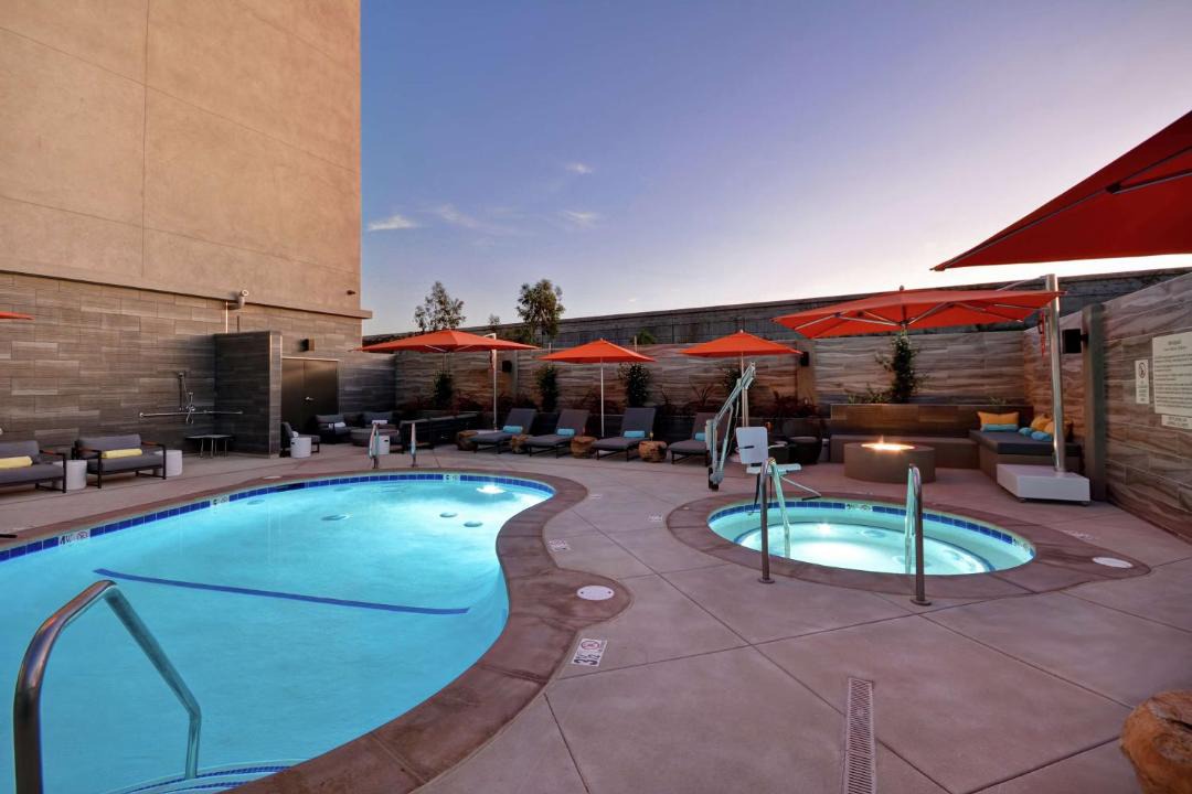 Photo of Outdoor in Burbank