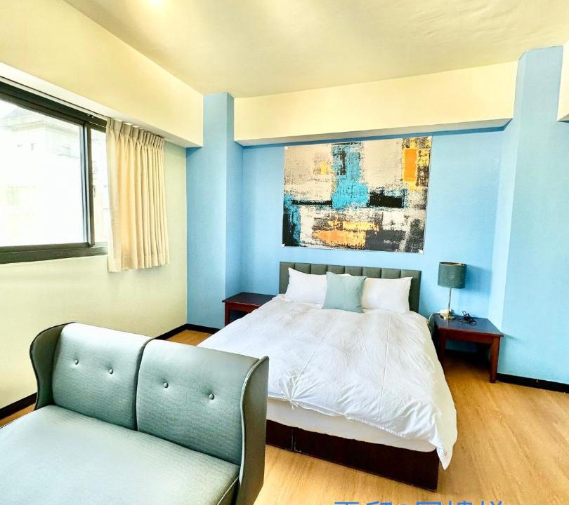Photo of Bedroom in University District