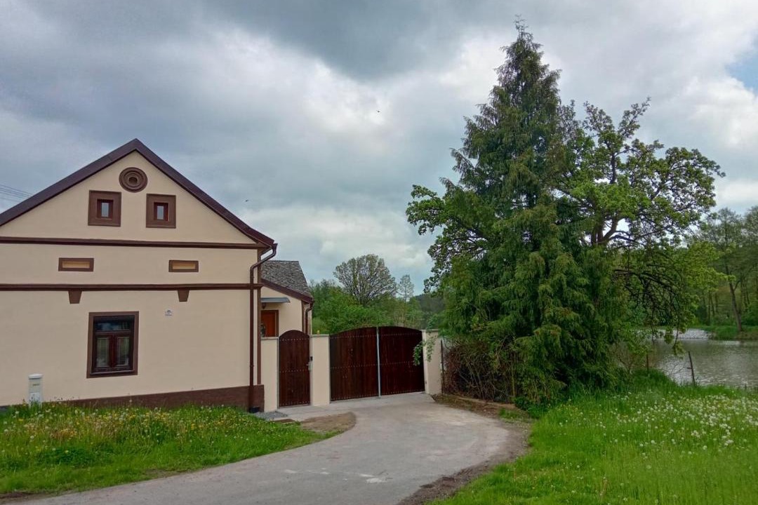 Photo of Buildings in Honezovice