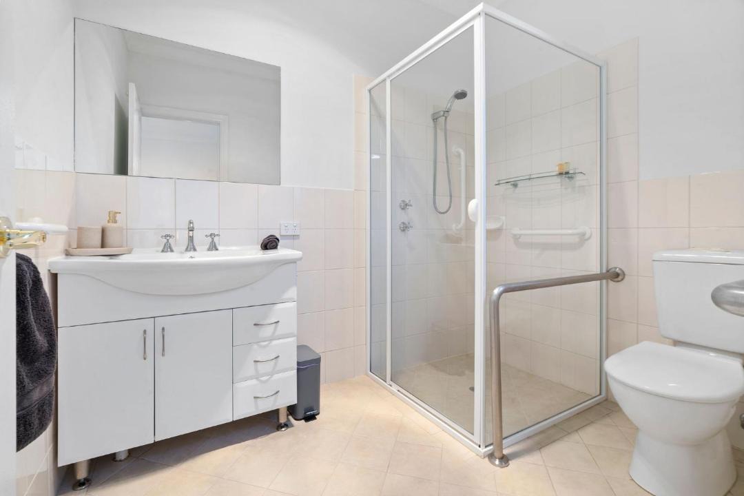 Photo of Bathroom in Renmark