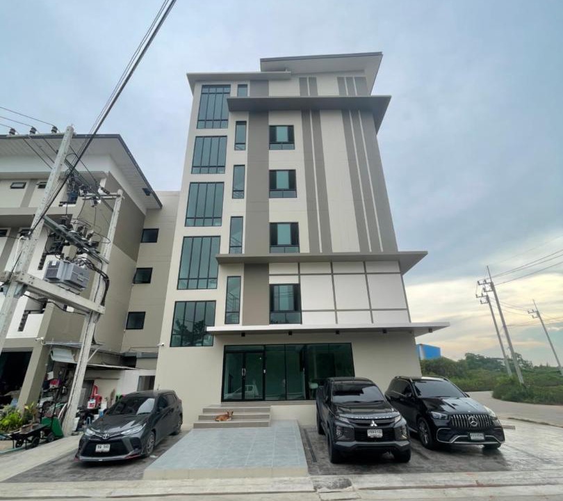 Photo of Buildings in Samut Sakhon