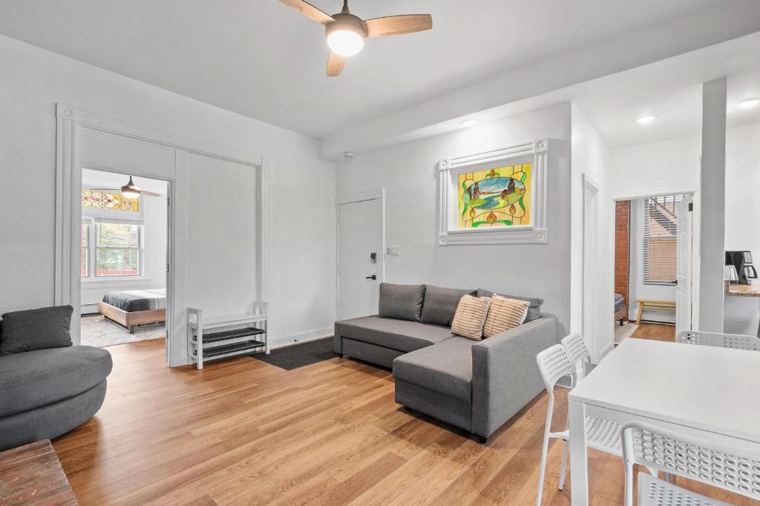 Photo of Livingroom in Shadyside