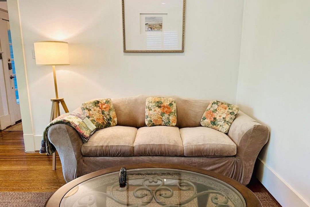 Photo of Livingroom in Shaughnessy