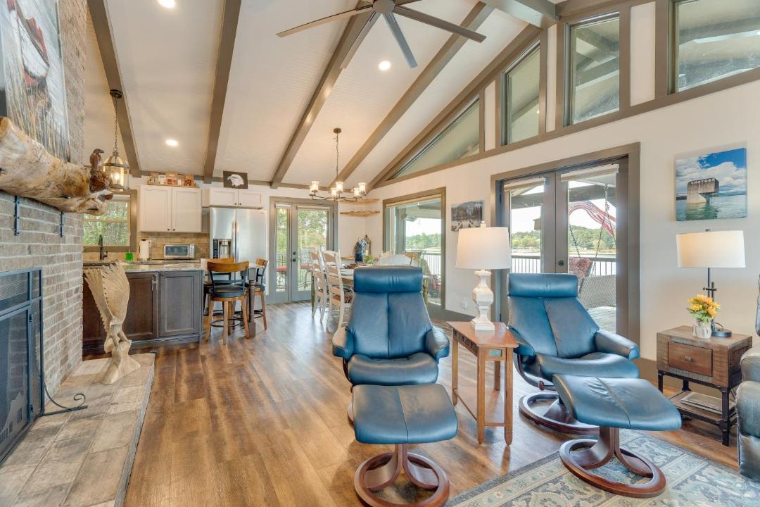 Photo of Livingroom in Hayesville