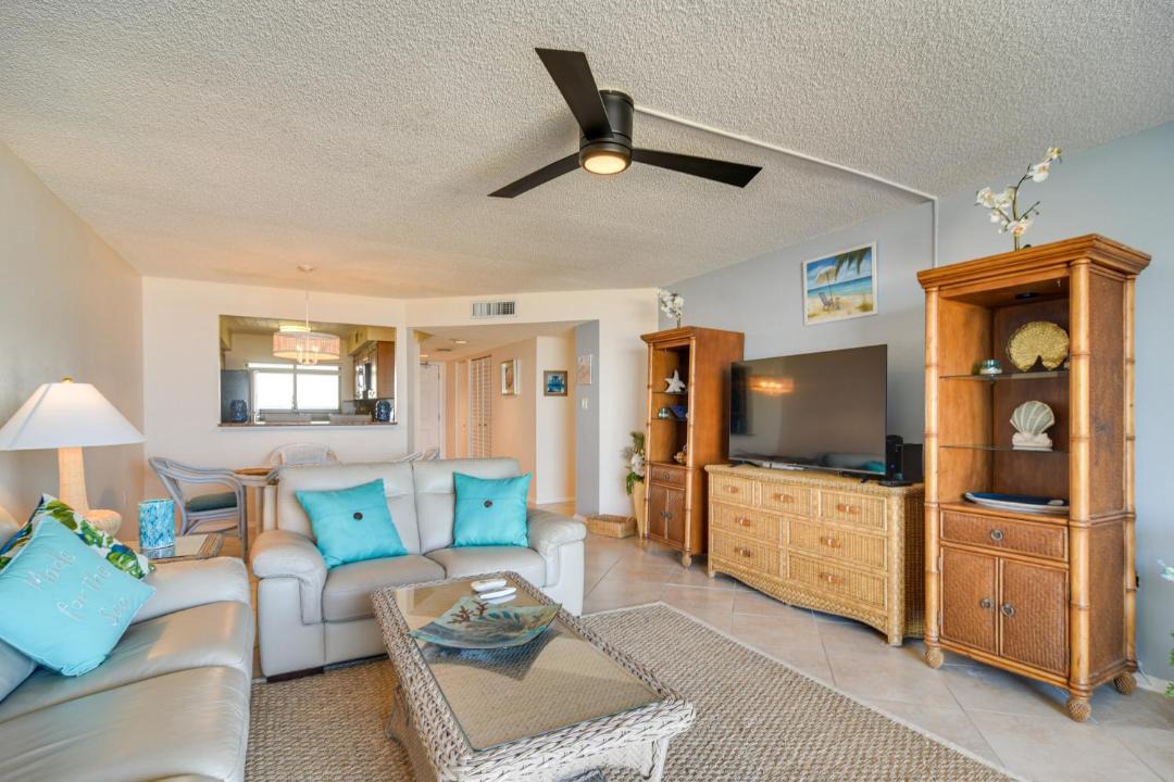 Photo of Livingroom in Sand Key