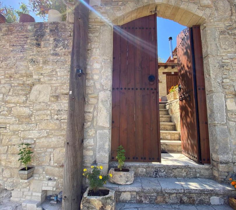 Photo of Buildings in Lofou