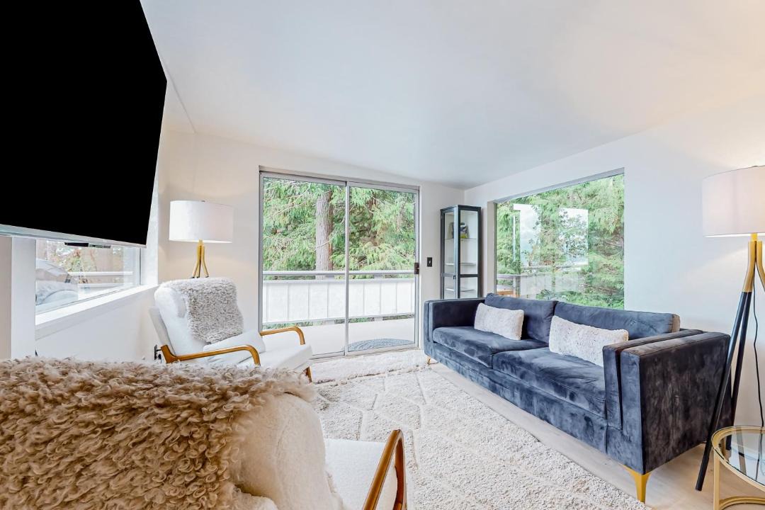 Photo of Livingroom in Adelma Beach