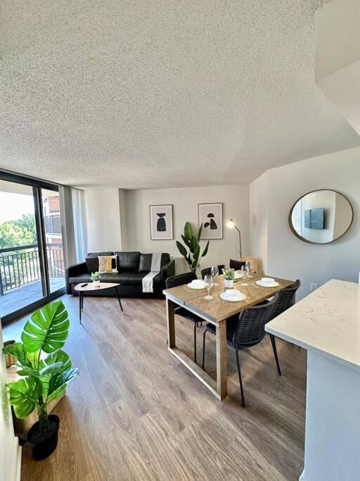 Photo of Livingroom in Pentagon City