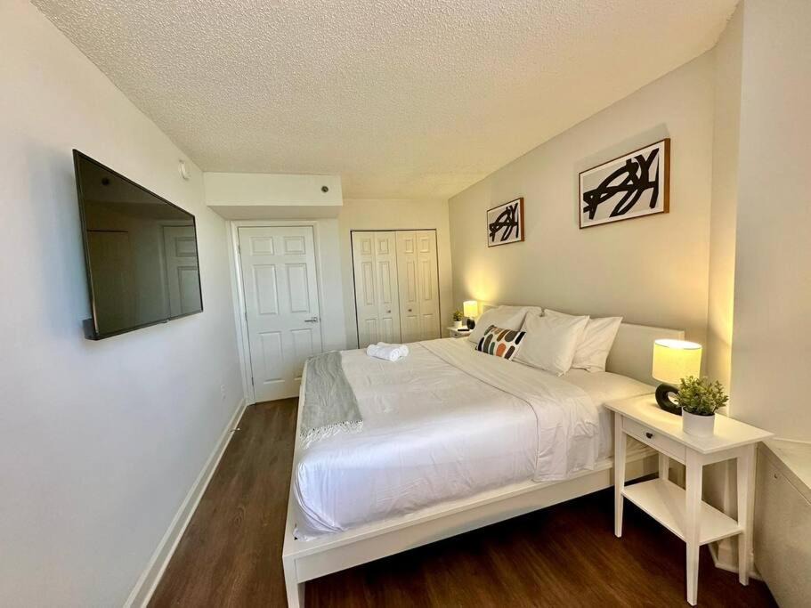 Photo of Bedroom in Pentagon City