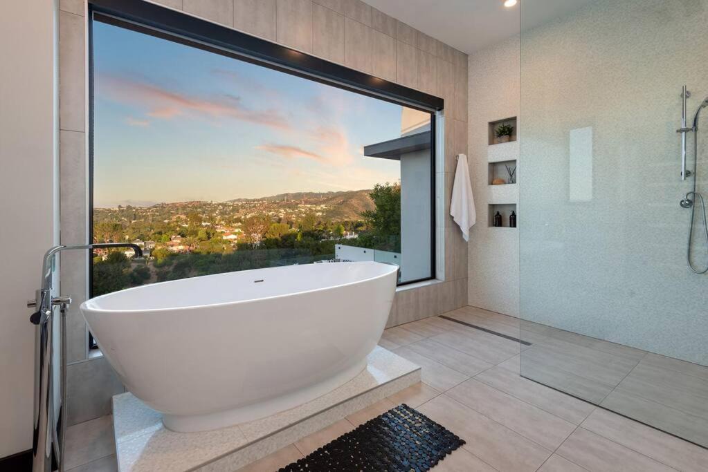 Photo of Others in Tarzana
