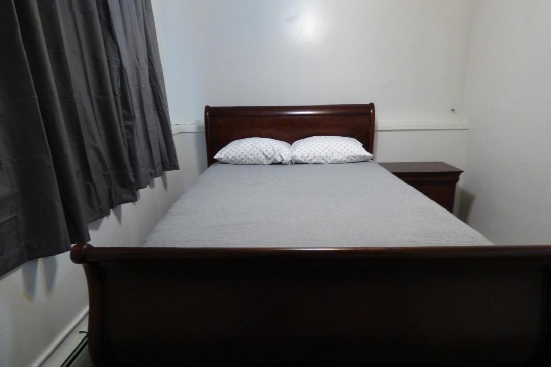 Photo of Bedroom in Midtown Anchorage