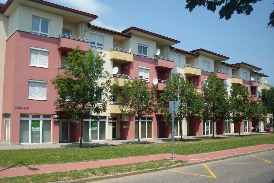 Photo of Buildings in Bukfurdo