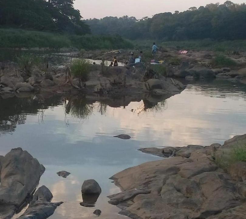 Photo of Others in Sirimalwatta