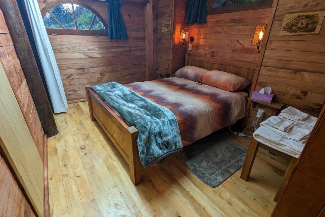 Photo of Bedroom in Pukemoremore