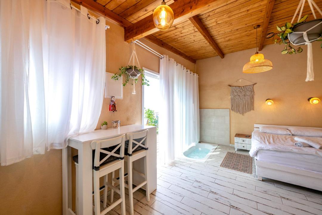 Photo of Bedroom in Sha'al