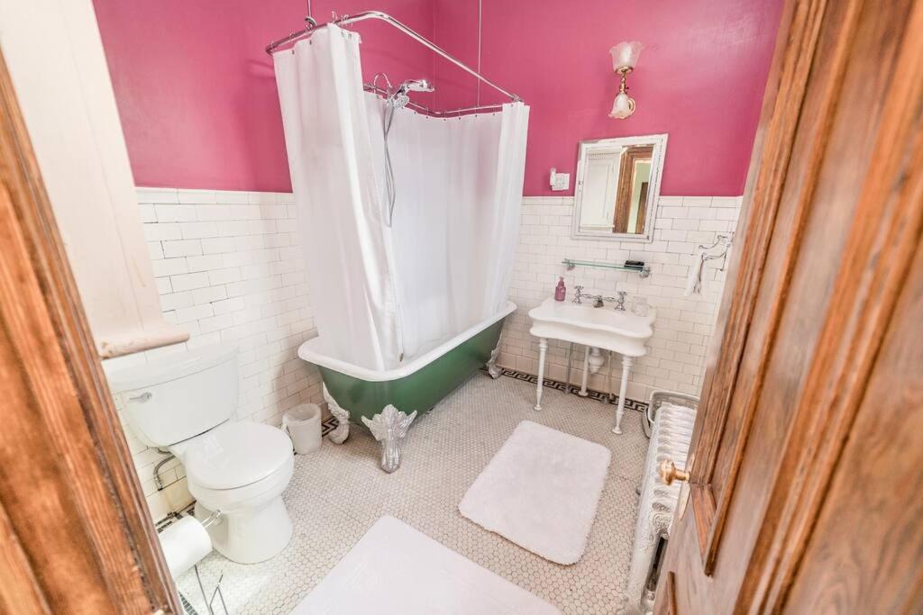 Photo of Bathroom in Daniels Hill