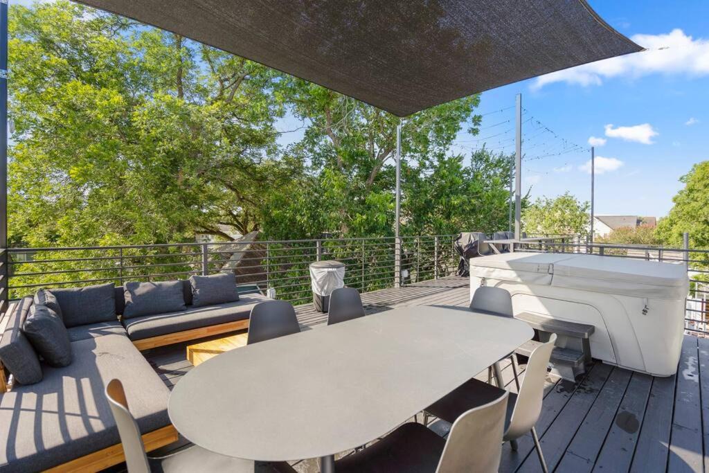 Photo of Patio Balcony in Greater East End