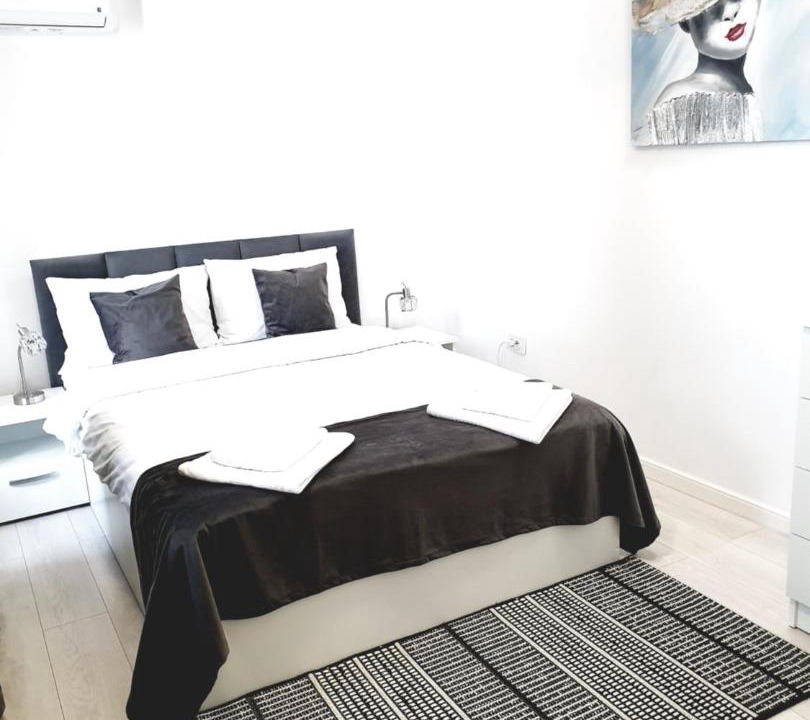 Photo of Bedroom in Sector 6