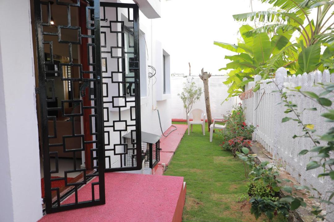 Photo of Buildings in Hosur
