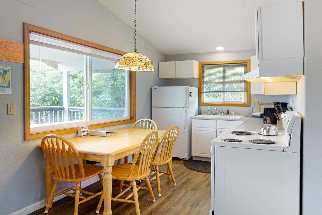 Photo of Kitchen in Manzanita