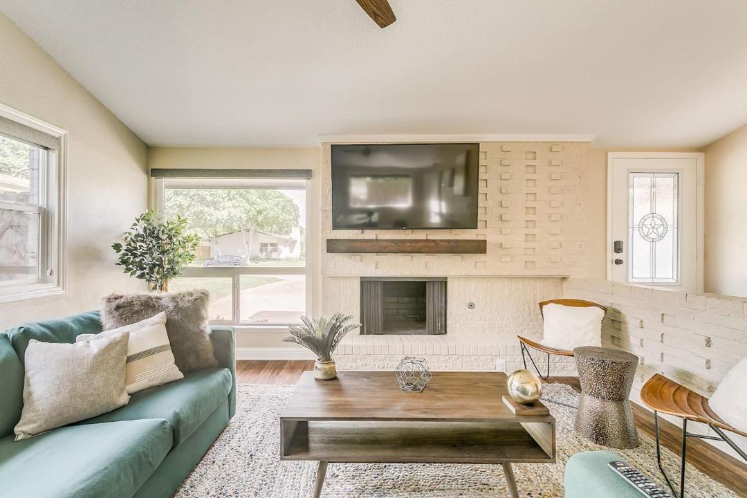 Photo of Livingroom in Northwest Dallas