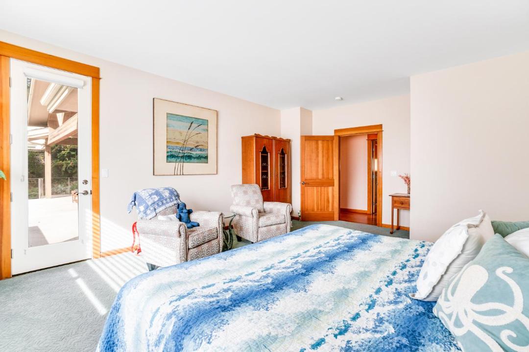 Photo of Bedroom in Neahkahnie Beach