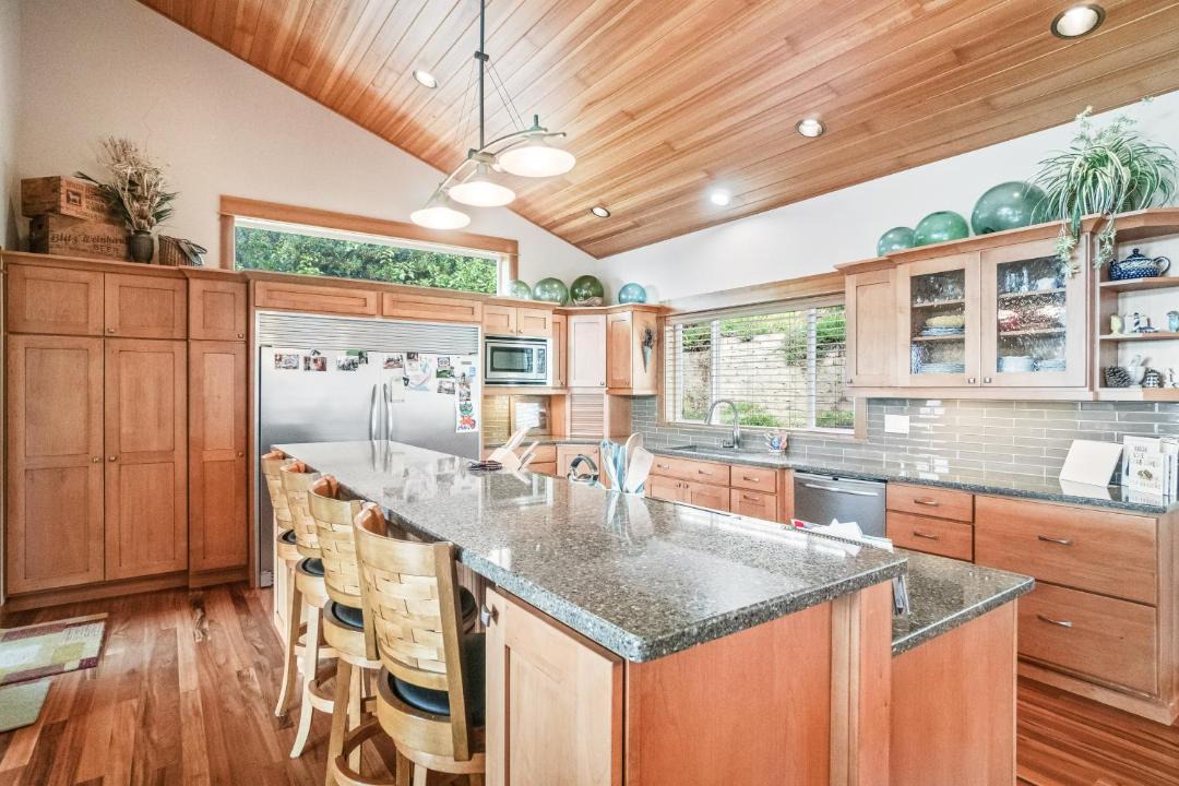 Photo of Kitchen in Neahkahnie Beach