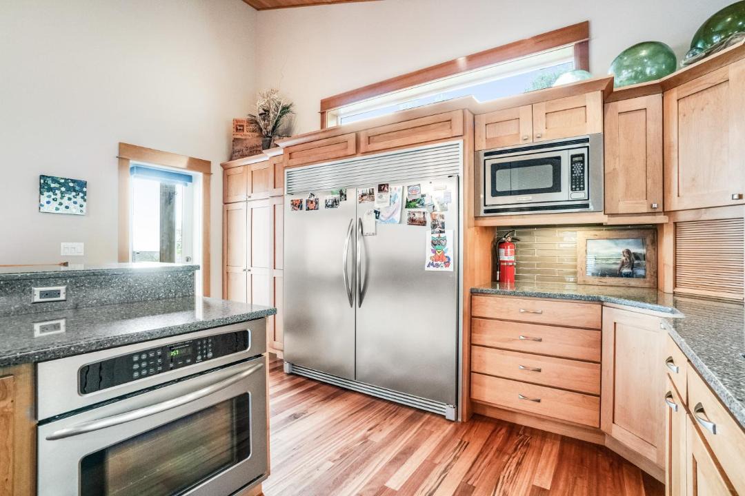 Photo of Kitchen in Neahkahnie Beach