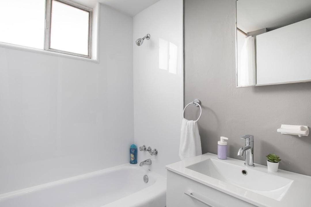 Photo of Bathroom in Rosedale