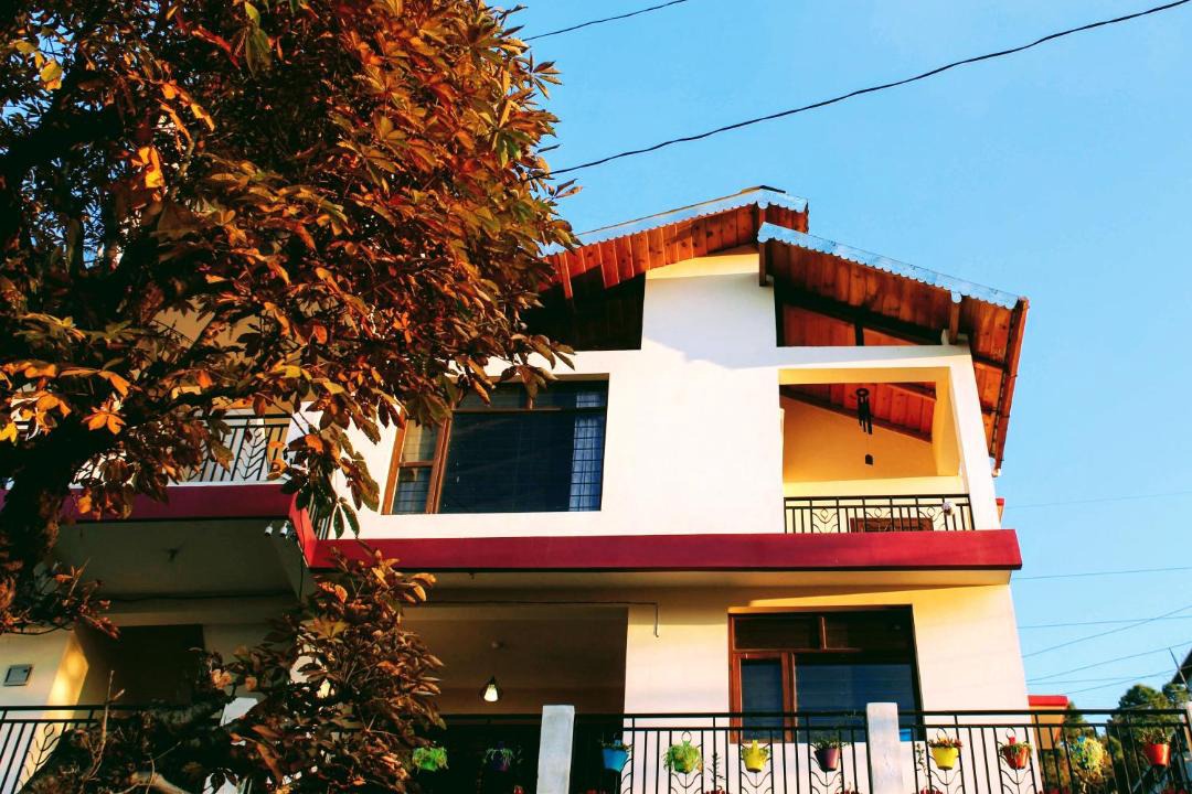 Photo of Buildings in Turkaura