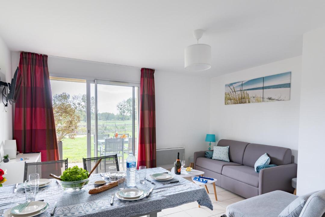 Photo of Livingroom in Sables-d'Or-les-Pins