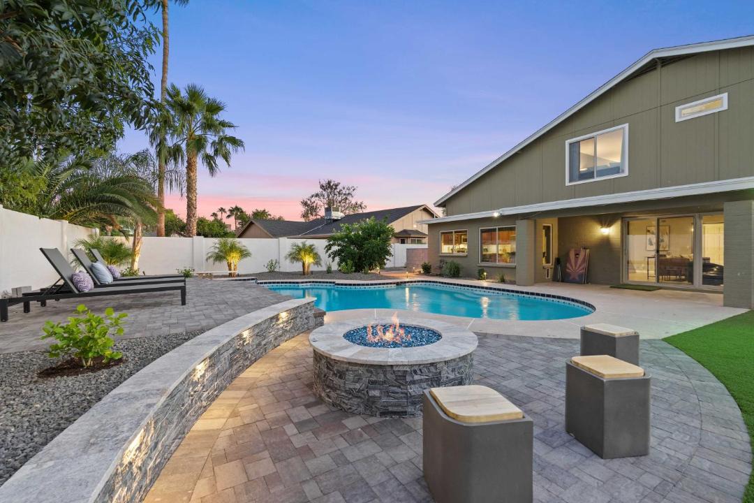 Photo of Others in Paradise Valley Village