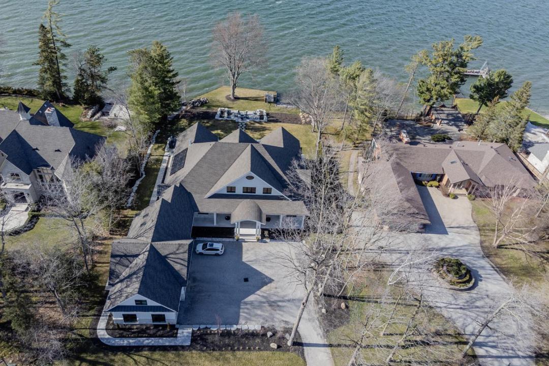 Photo of Buildings in Barrie