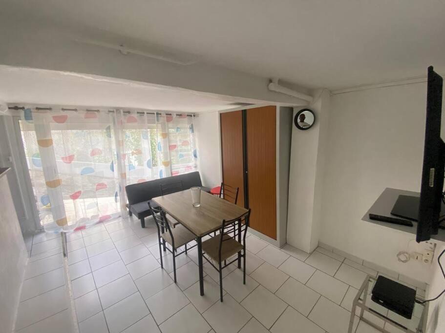 Photo of Livingroom in Perinet