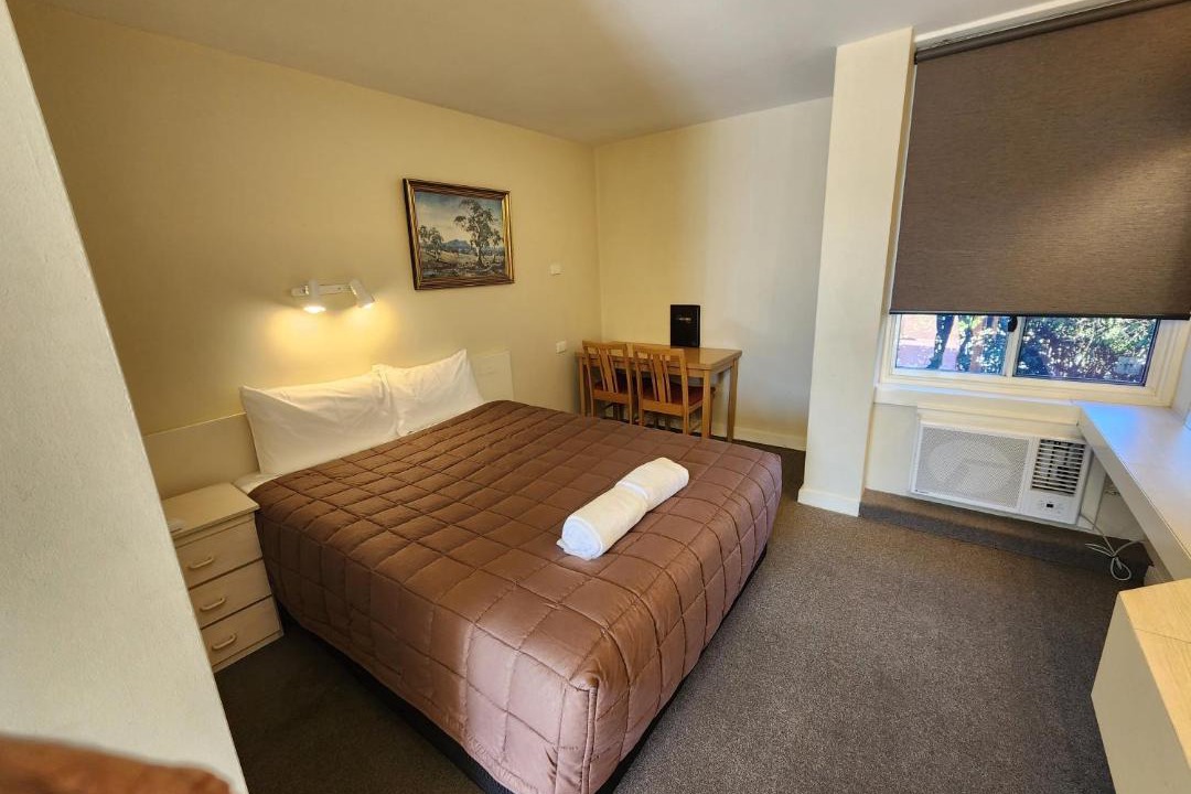 Photo of Bedroom in South Albury