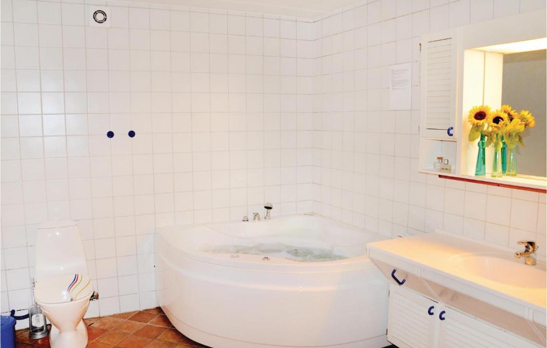 Photo of Bathroom in Sonderhav