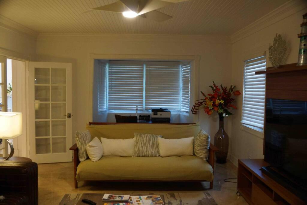 Photo of Livingroom in Nassau