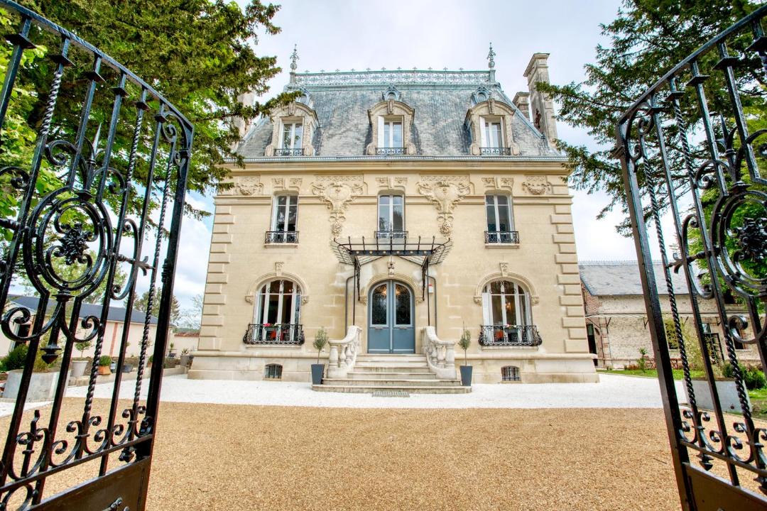 Photo of Buildings in Tourouvre