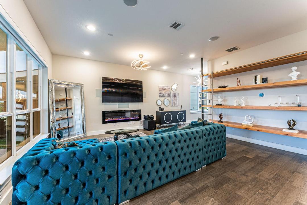 Photo of Livingroom in West Dallas