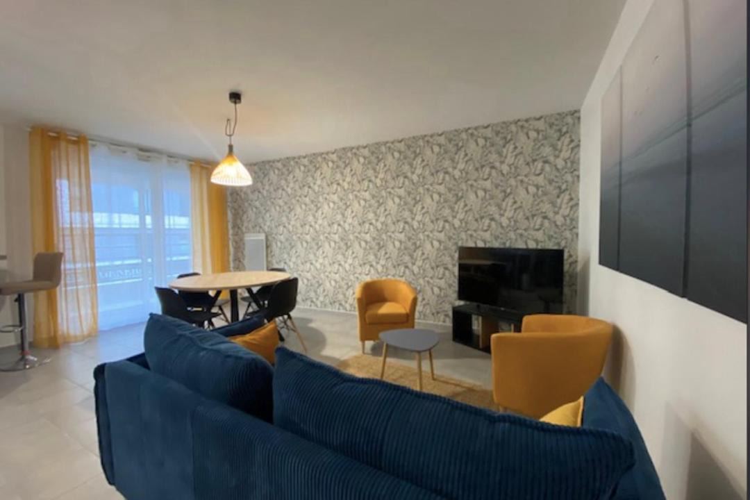 Photo of Livingroom in Prefecture