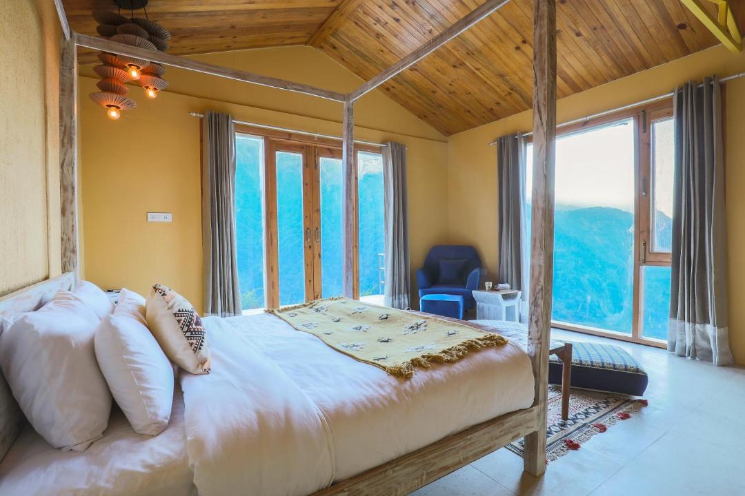 Photo of Bedroom in Naina Range