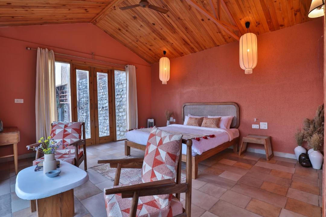 Photo of Livingroom in Naina Range