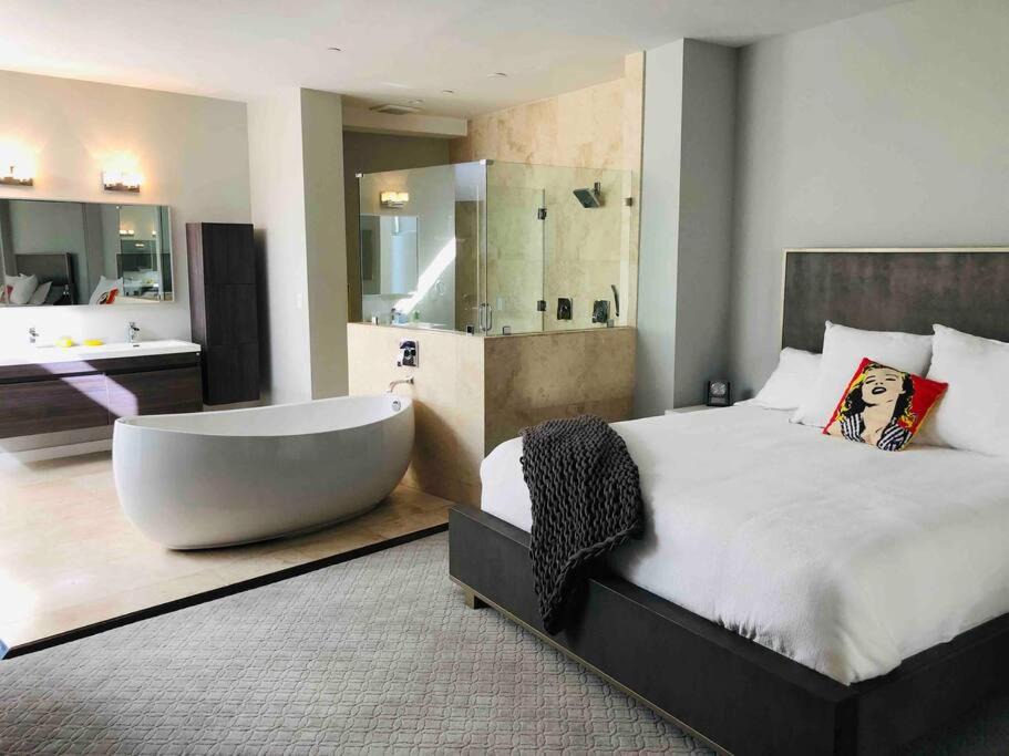 Photo of Bedroom in Norma Triangle