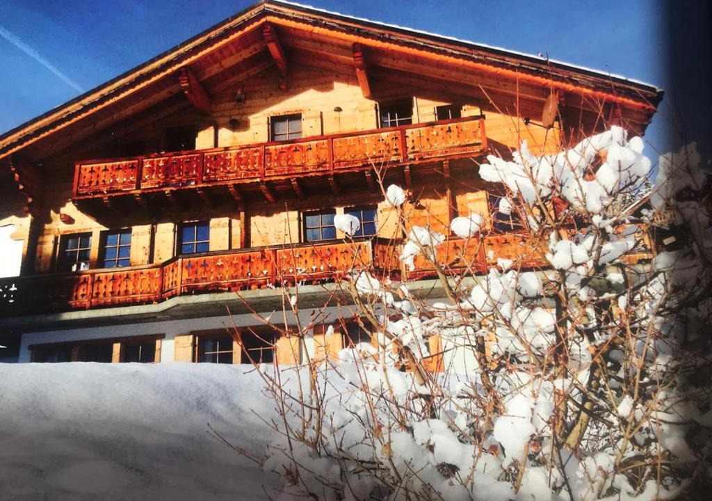 Photo of Buildings in Champoussin