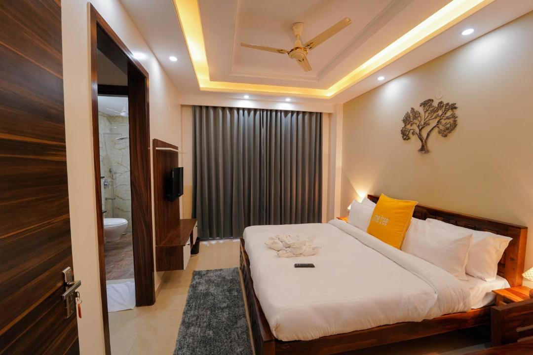 Photo of Bedroom in DLF Phase 5